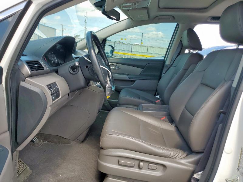 5FNRL5H62GB051631 - 2016 HONDA ODYSSEY EXL WHITE photo 7