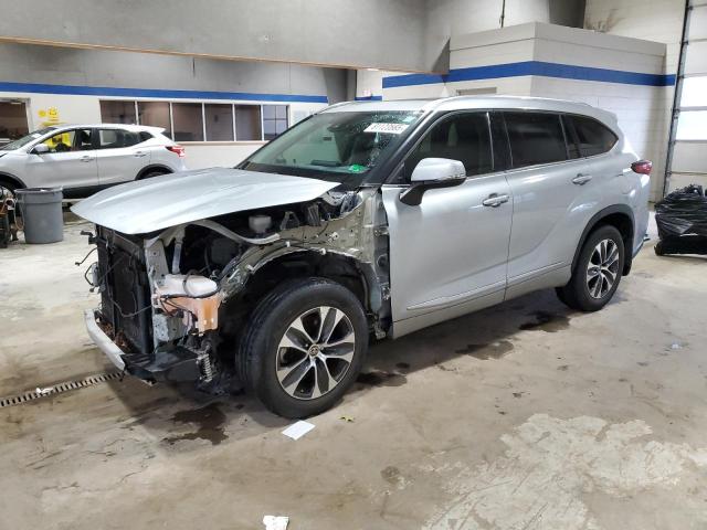 2020 TOYOTA HIGHLANDER XLE, 