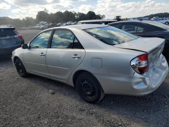 4T1BE32K83U679079 - 2003 TOYOTA CAMRY LE GRAY photo 2