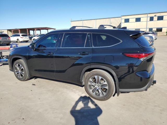 5TDGZRAH6NS559425 - 2022 TOYOTA HIGHLANDER XLE BLACK photo 2
