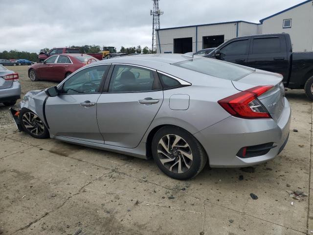 2HGFC2F77JH584476 - 2018 HONDA CIVIC EX SILVER photo 2