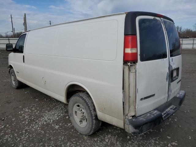 1GCGG29V361131446 - 2006 CHEVROLET EXPRESS G2 WHITE photo 2