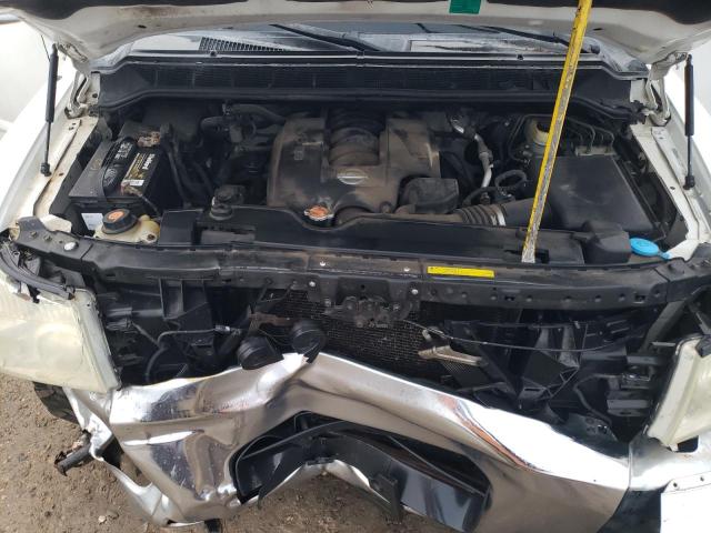 1N6AA07B94N564759 - 2004 NISSAN TITAN XE WHITE photo 11