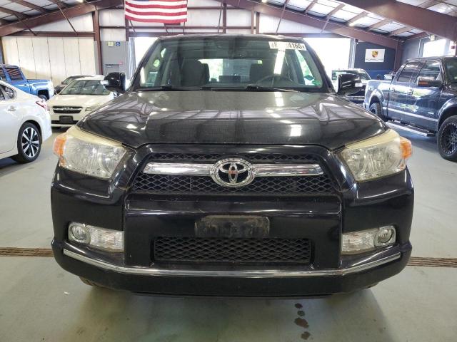 JTEBU5JR9C5090095 - 2012 TOYOTA 4RUNNER SR5 შავი ფოტო 5