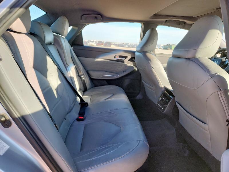 4T1B21FB5KU007518 - 2019 TOYOTA AVALON XLE 银色 照片 10