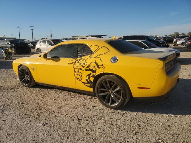 2C3CDZFJ1KH546430 - 2019 DODGE CHALLENGER R/T SCAT PACK YELLOW photo 2