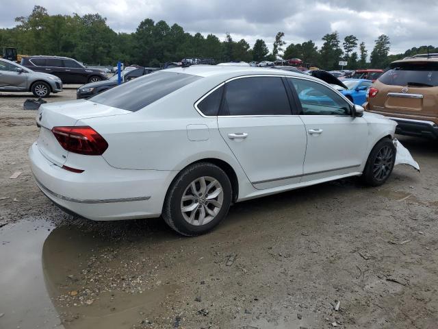1VWAT7A36HC071773 - 2017 VOLKSWAGEN PASSAT S თეთრი ფოტო 3