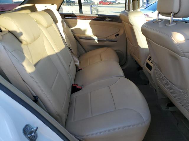 4JGBB8GB4AA558286 - 2010 MERCEDES-BENZ ML 350 4MATIC WHITE photo 10