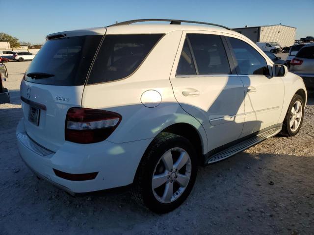 4JGBB8GB4AA558286 - 2010 MERCEDES-BENZ ML 350 4MATIC WHITE photo 3