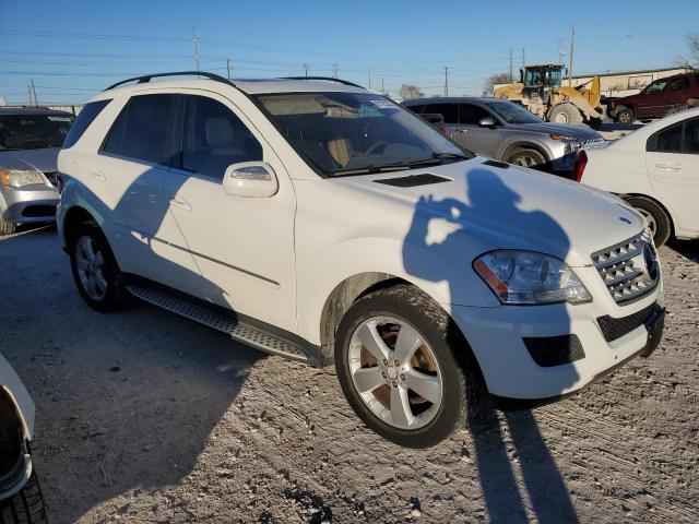 4JGBB8GB4AA558286 - 2010 MERCEDES-BENZ ML 350 4MATIC WHITE photo 4