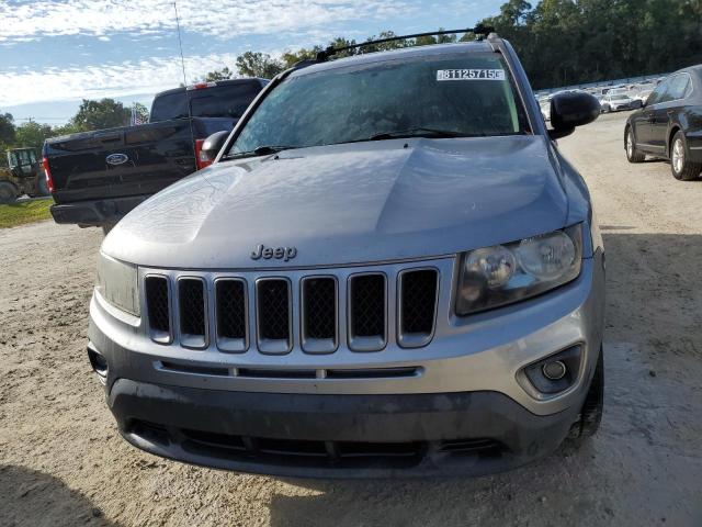 1C4NJCBA5GD677977 - 2016 JEEP COMPASS SPORT Gümüş fotoğraf 5