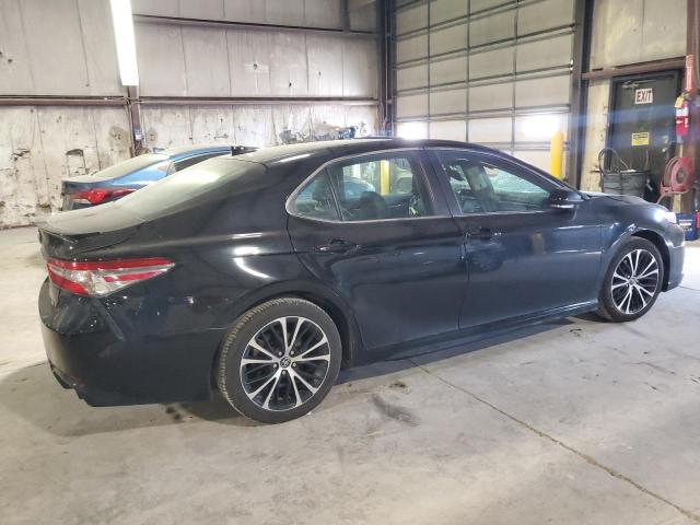 4T1B11HKXKU719832 - 2019 TOYOTA CAMRY L BLACK photo 3