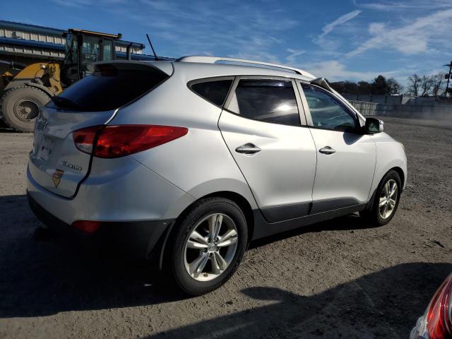 KM8JU3AC1DU662781 - 2013 HYUNDAI TUCSON GLS SILVER photo 3