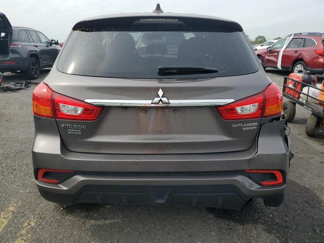 JA4AP3AU5JU015214 - 2018 MITSUBISHI OUTLANDER SPORT ES Շագանակագույն լուսանկար 6