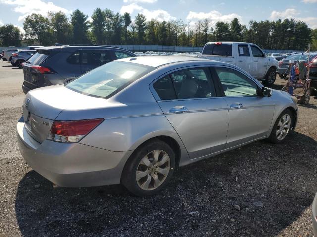 1HGCP3F87AA010805 - 2010 HONDA ACCORD EXL SILVER photo 3