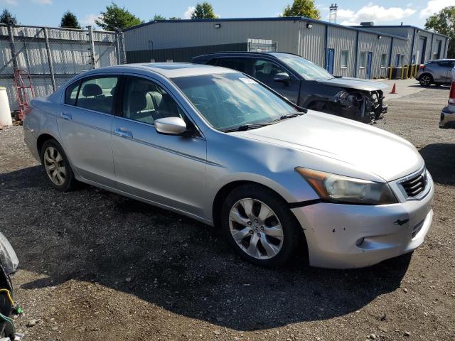 1HGCP3F87AA010805 - 2010 HONDA ACCORD EXL SILVER photo 4