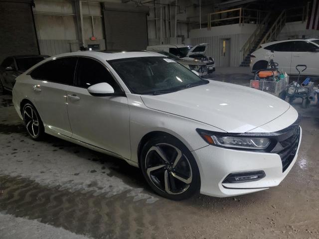 1HGCV1F44KA076298 - 2019 HONDA ACCORD EX WHITE photo 4