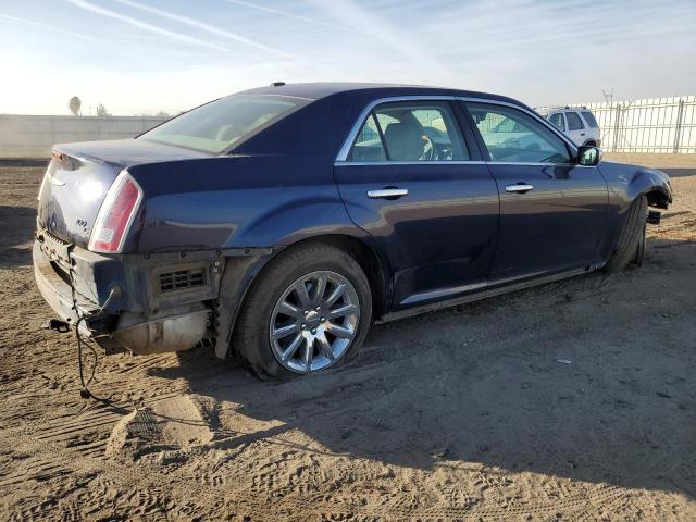 2C3CCAET0EH301467 - 2014 CHRYSLER 300C WHITE photo 3