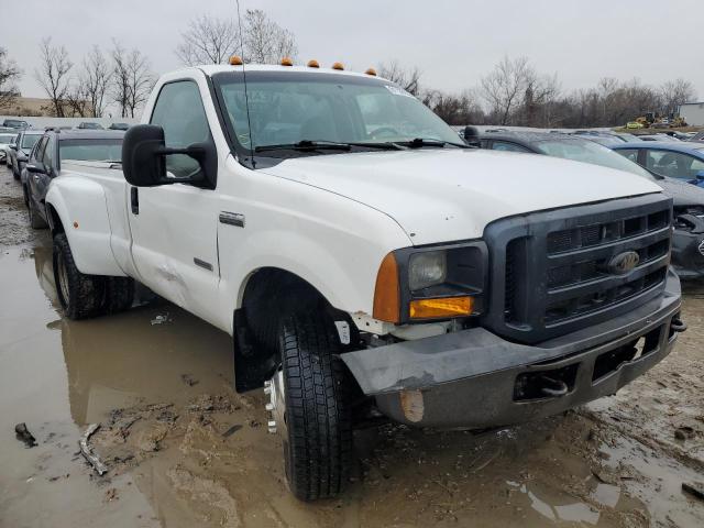 1FTWF33P06EA39265 - 2006 FORD F350 SUPER DUTY WHITE photo 4