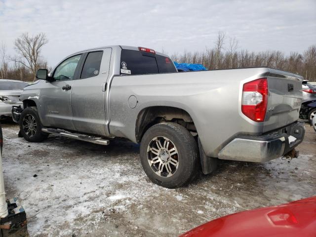 5TFUM5F11JX078167 - 2018 TOYOTA TUNDRA DOUBLE CAB SR/SR5 SILVER photo 2