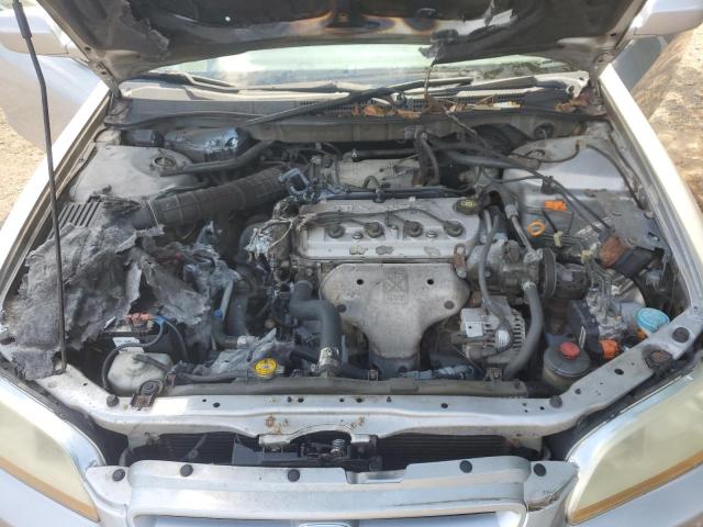1HGCG32542A020916 - 2002 HONDA ACCORD EX SILVER photo 11