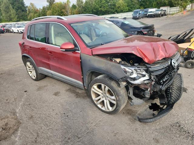 WVGBV7AX8CW097766 - 2012 VOLKSWAGEN TIGUAN S RED photo 4