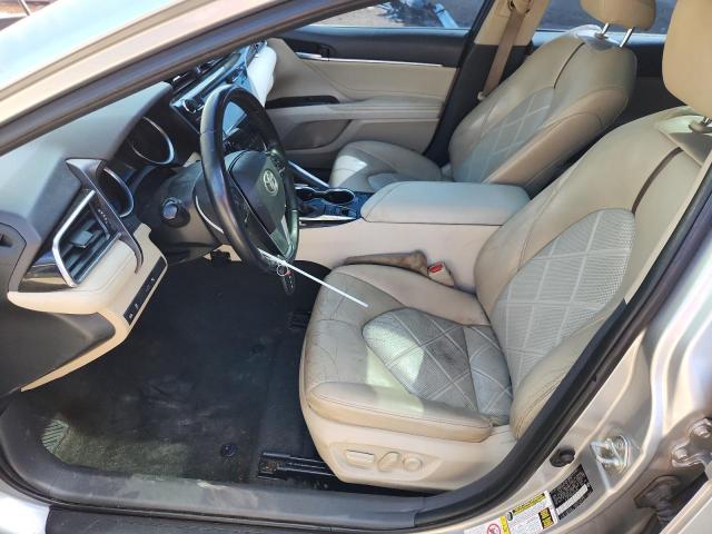 4T1B11HK3JU121497 - 2018 TOYOTA CAMRY L 银色 照片 7