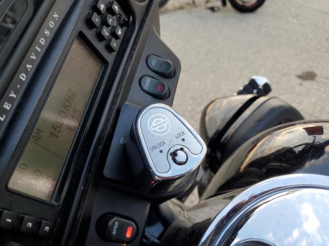 1HD1FC4137Y684446 - 2007 HARLEY-DAVIDSON FLHTCUI BLACK photo 8