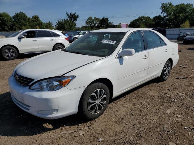 2002 TOYOTA CAMRY LE, 