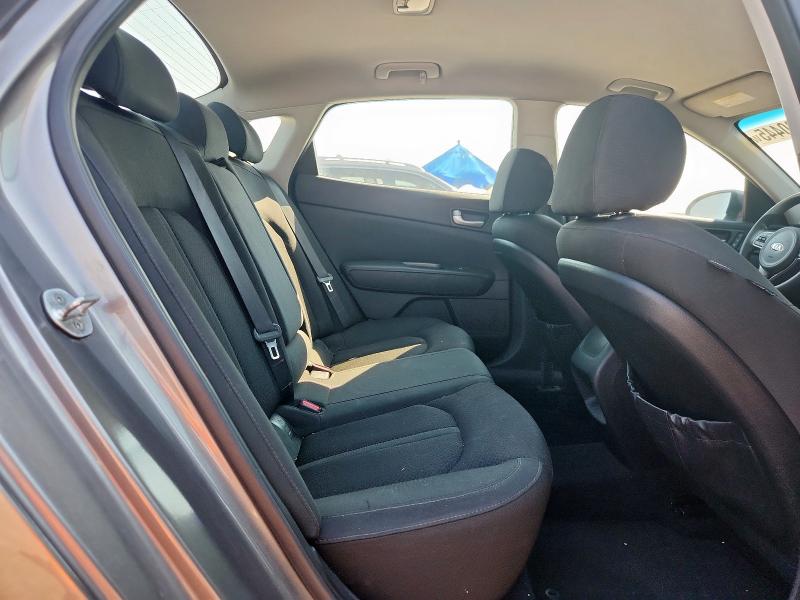 5XXGT4L32GG074564 - 2016 KIA OPTIMA LX Boz foto 10
