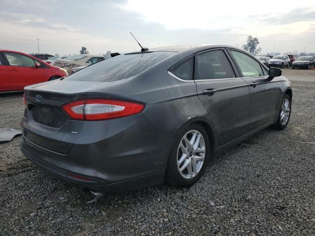 3FA6P0H71FR195922 - 2015 FORD FUSION SE GRAY photo 3