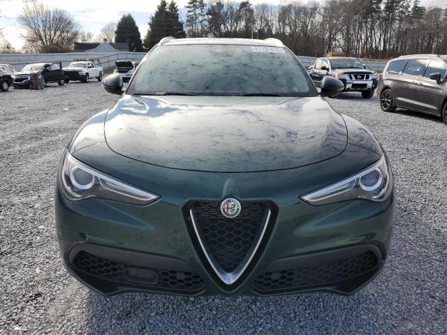 ZASPAJAN9M7D08865 - 2021 ALFA ROMEO STELVIO SPORT Grün Foto 5
