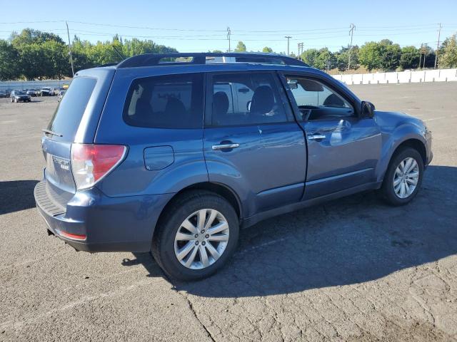 JF2SHADC0CH413698 - 2012 SUBARU FORESTER 2.5X PREMIUM أزرق صورة 3