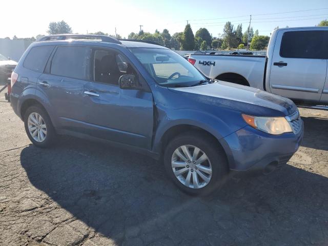 JF2SHADC0CH413698 - 2012 SUBARU FORESTER 2.5X PREMIUM أزرق صورة 4