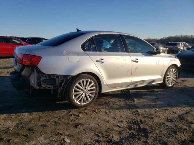 3VWLL7AJ8EM399584 - 2014 VOLKSWAGEN JETTA TDI SILVER photo 3