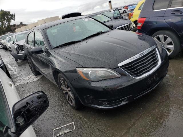 1C3BC8FGXBN567488 - 2011 CHRYSLER 200 S BLACK photo 4