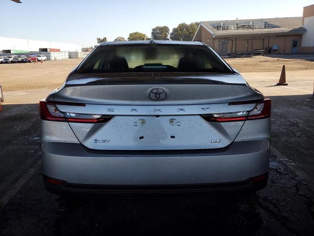 4T1DAACKXSU166180 - 2025 TOYOTA CAMRY XSE 银色 照片 6