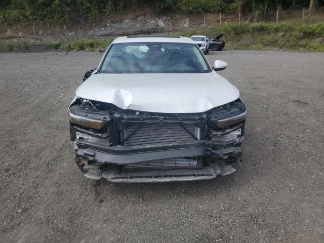 1HGCY1F33RA025688 - 2024 HONDA ACCORD EX WHITE photo 5