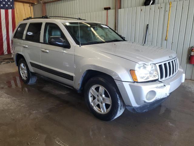 1J8GR48K86C176912 - 2006 JEEP GRAND CHEROKEE LAREDO Gümüş fotoğraf 4