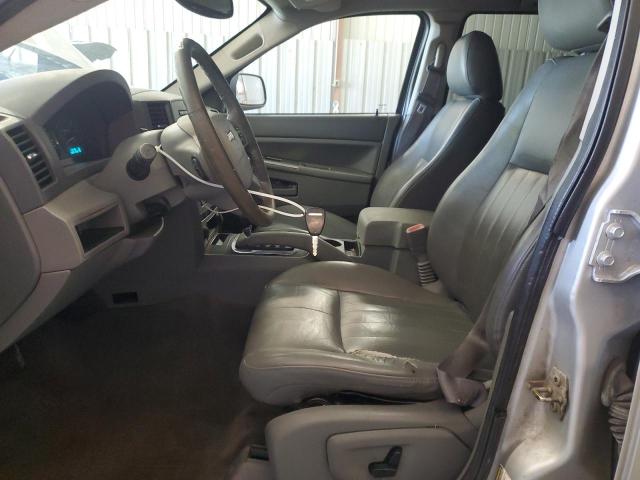 1J8GR48K86C176912 - 2006 JEEP GRAND CHEROKEE LAREDO Gümüş fotoğraf 7
