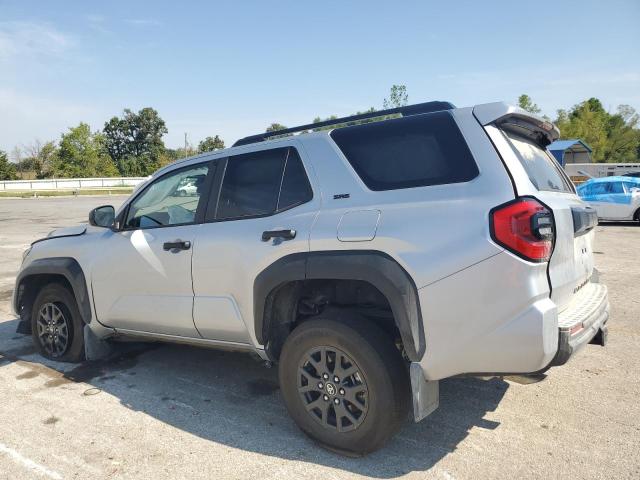 JTEVA5BR6S5033078 - 2025 TOYOTA 4RUNNER SR5 SILVER photo 2