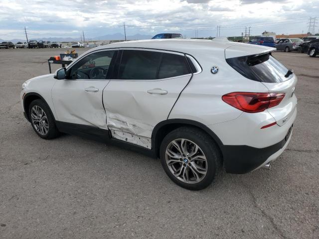 WBXYJ5C51KEF82755 - 2019 BMW X2 XDRIVE28I WHITE photo 2