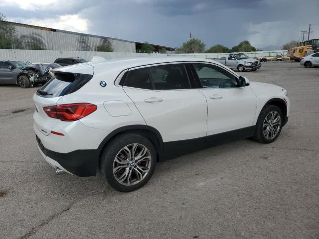 WBXYJ5C51KEF82755 - 2019 BMW X2 XDRIVE28I WHITE photo 3
