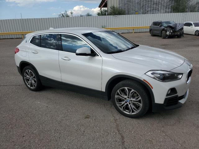 WBXYJ5C51KEF82755 - 2019 BMW X2 XDRIVE28I WHITE photo 4