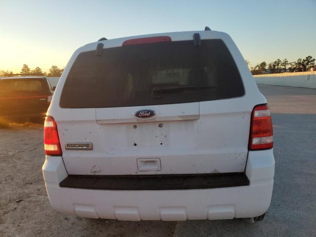 1FMCU0C77AKC78518 - 2010 FORD ESCAPE XLS WHITE photo 6