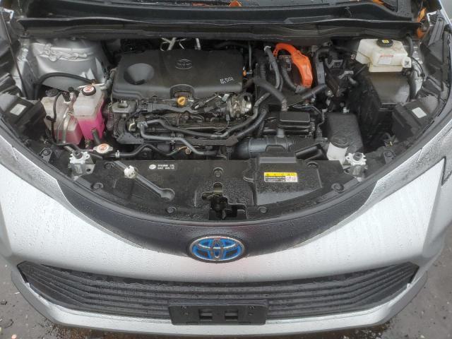 5TDJSKFC4RS109468 - 2024 TOYOTA SIENNA XLE 银色 照片 12