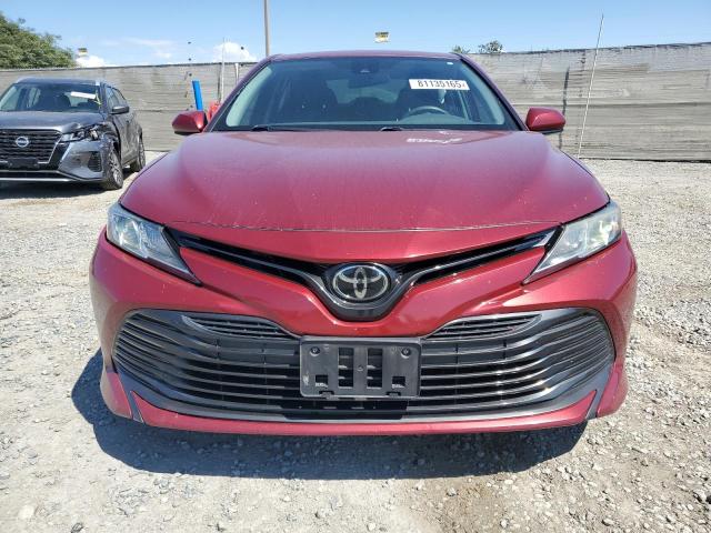 4T1B11HKXKU721645 - 2019 TOYOTA CAMRY L RED photo 5