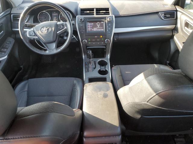 4T1BF1FKXHU738412 - 2017 TOYOTA CAMRY LE SILVER photo 8