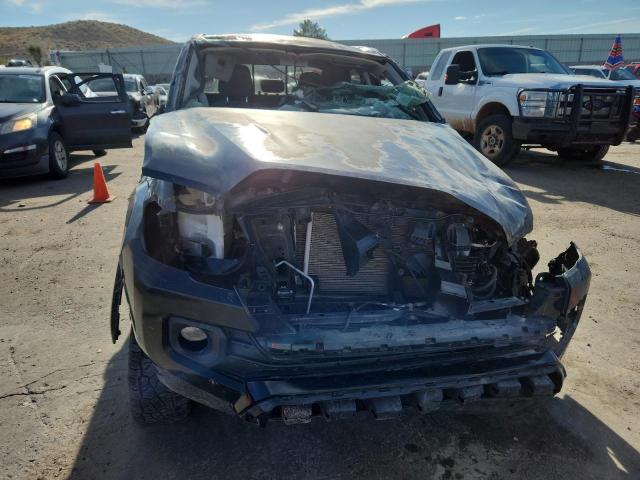 3TMCZ5AN8JM175959 - 2018 TOYOTA TACOMA DOUBLE CAB შავი ფოტო 5