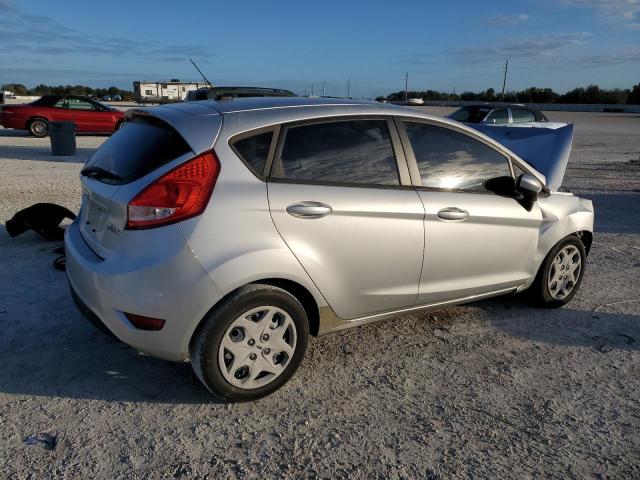 3FADP4EJ3BM113453 - 2011 FORD FIESTA SE SILVER photo 3